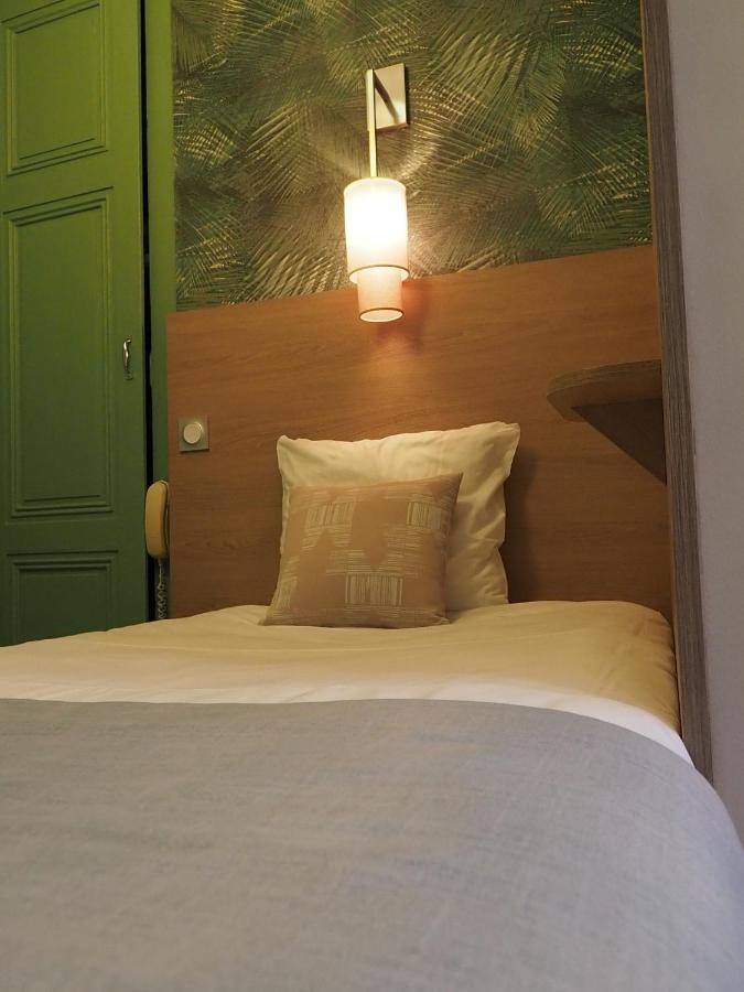 Hotel Du Dauphin Lione Esterno foto