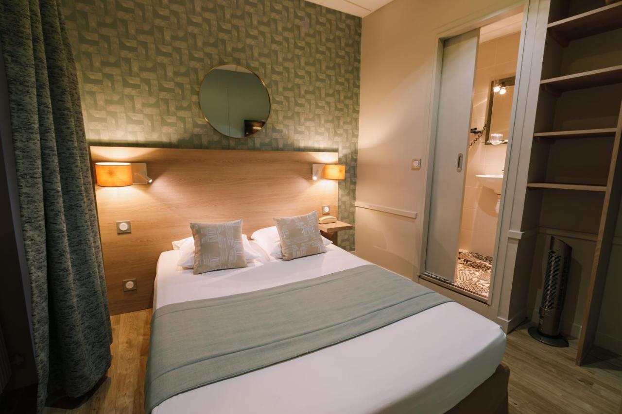Hotel Du Dauphin Lione Esterno foto