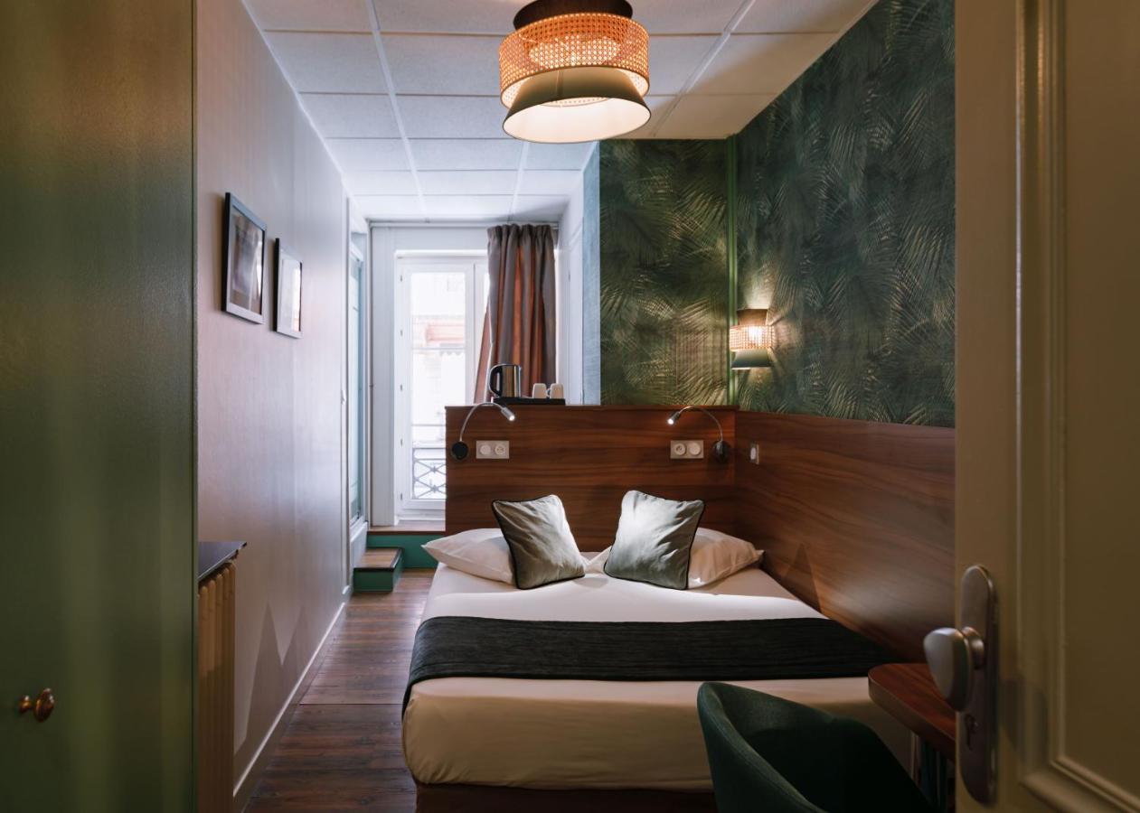 Hotel Du Dauphin Lione Esterno foto