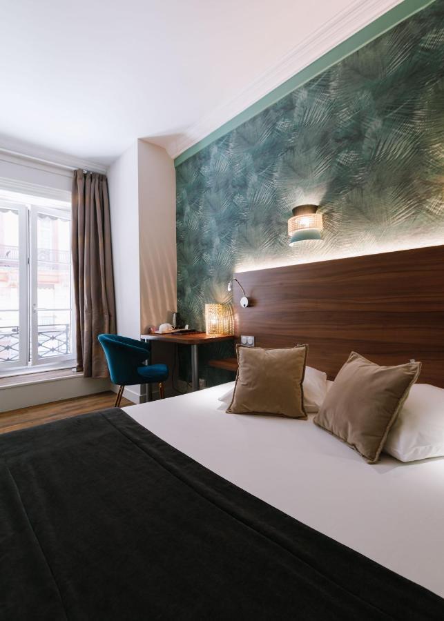 Hotel Du Dauphin Lione Esterno foto