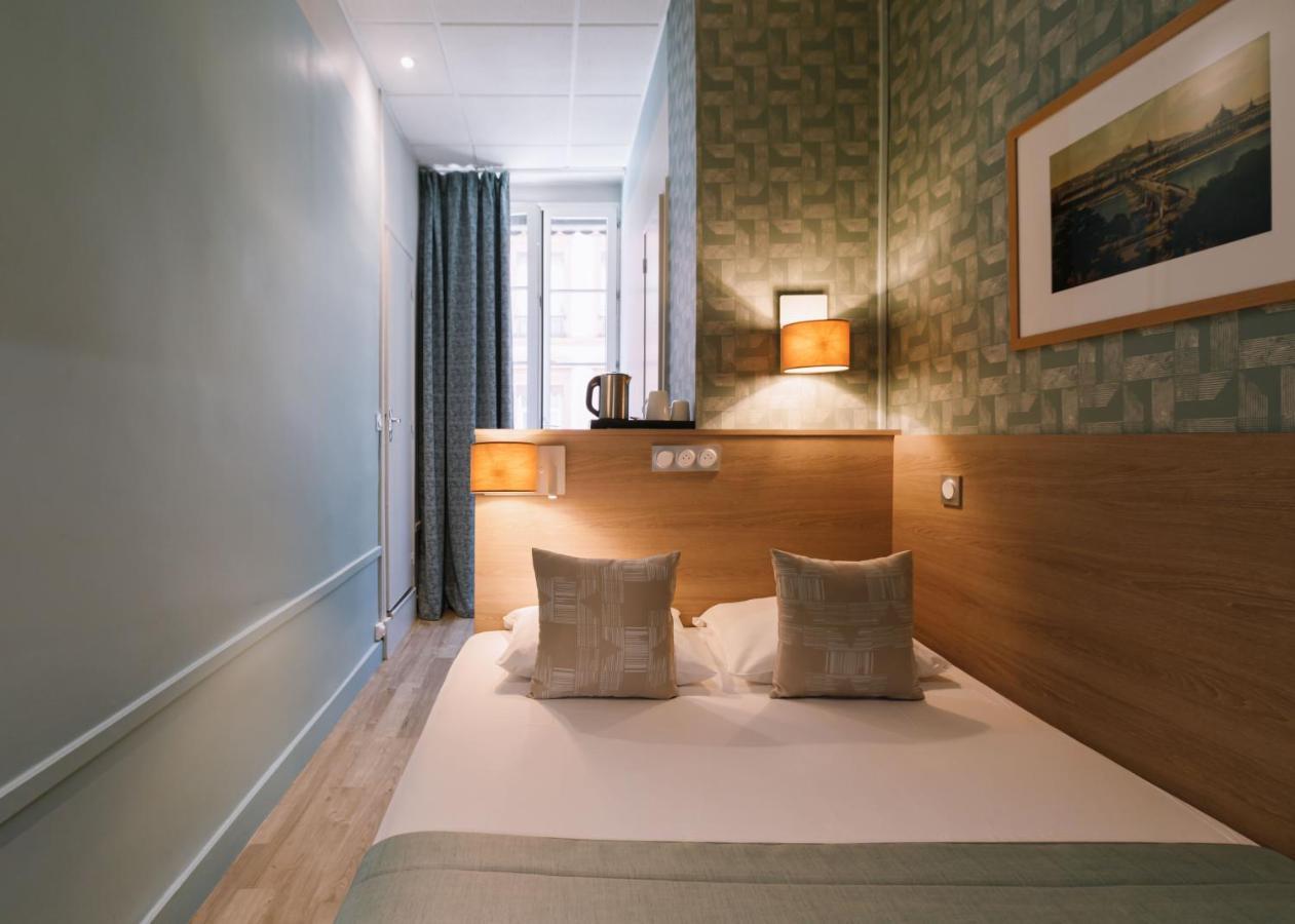 Hotel Du Dauphin Lione Esterno foto