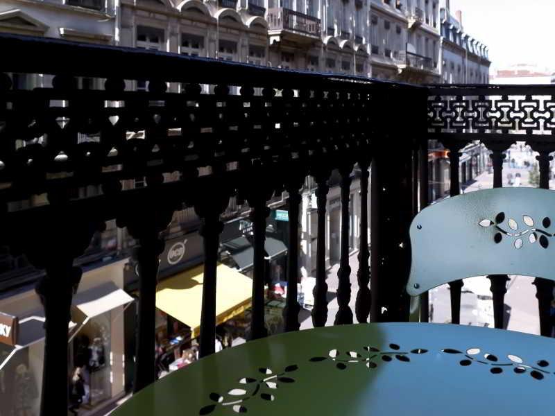 Hotel Du Dauphin Lione Esterno foto