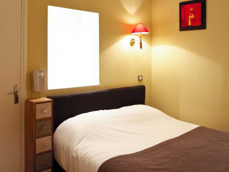 Hotel Du Dauphin Lione Esterno foto
