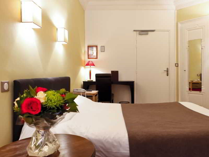 Hotel Du Dauphin Lione Esterno foto