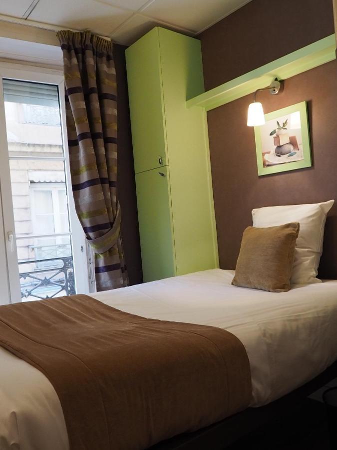 Hotel Du Dauphin Lione Esterno foto